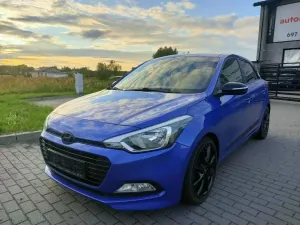 Hyundai i20 II (2014-2020) blue 1.2 Style 2018