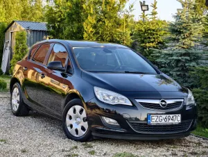 Opel Astra J (2009-2019) 1.6 Enjoy 2010