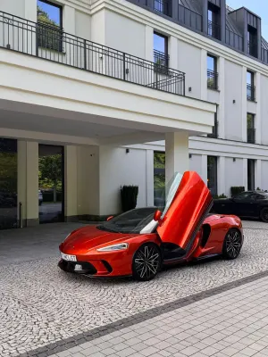 McLaren GT 2021