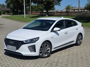 Hyundai IONIQ Hybrid Business 2017