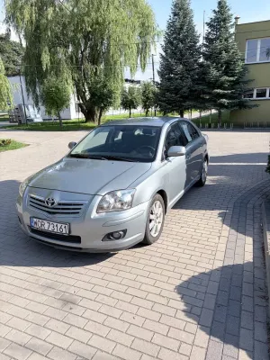Toyota Avensis II (2003-2009) 2.0 D-4D Platinium 2007