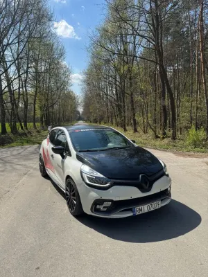 Renault Clio IV (2012-2018) 1.6 R.S.Trophy 220 EDC 2016