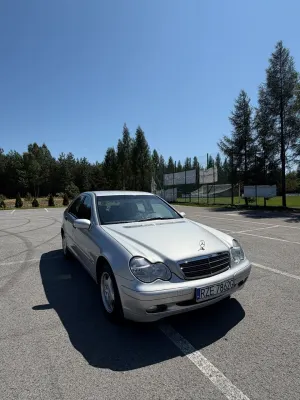 Mercedes-Benz C W203 (2000-2007) 180 Kompressor Classic 2003