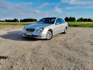 Mercedes-Benz E W211 (2002-2009) 2002