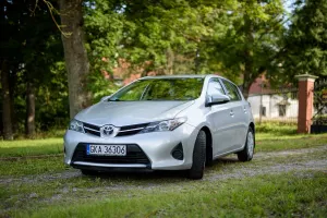 Toyota Auris II (2012-) 1.4 D-4D Active 2014