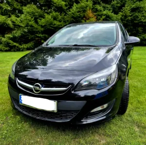 Opel Astra J (2009-2019) 1.6 Selection 2013