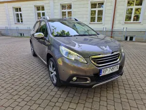 Peugeot 2008 I (2013-2019) e-HDi FAP 115 STOP & START Allure 2013
