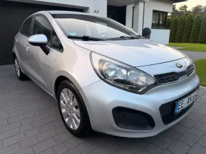 Kia Rio III (2011-) 1.2 Attract 2014