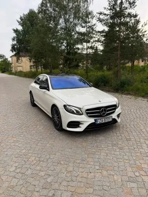 Mercedes-Benz E W213 (2016-2023) 220 d AMG 2019