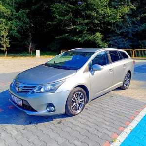 Toyota Avensis III (2009-) 2.0 D-4D Comfort 2014