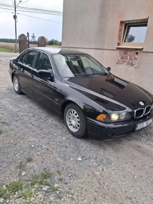 BMW 5 Series E39 (1996-2003) 520i 2003