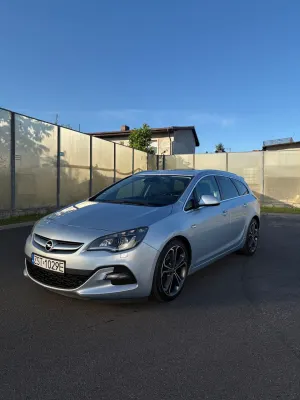 Opel Astra J (2009-2019) 2.0 BiTurbo CDTI DPF ecoFLEX SportsTourer St 2014