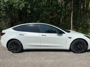 Tesla Model 3 Long Range AWD 2021