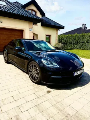 Porsche Panamera 4 2018