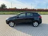 Hyundai ix35 2.0 CRDi Classic 2WD 2011