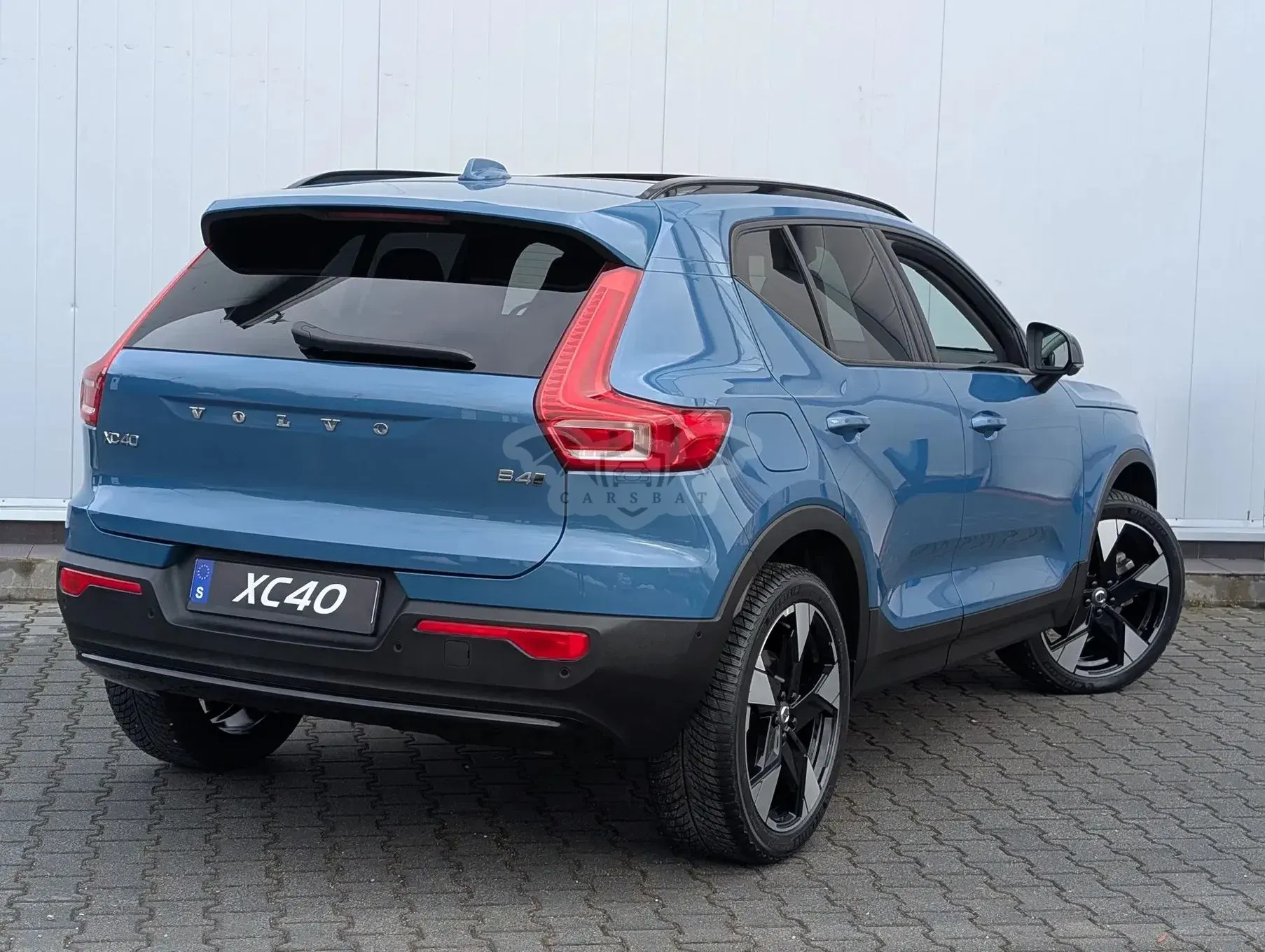 Volvo XC40 B4 AWD Ultimate Dark 2025