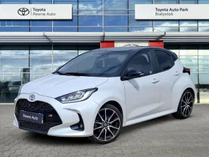 Toyota Yaris IV (2020-) 2024