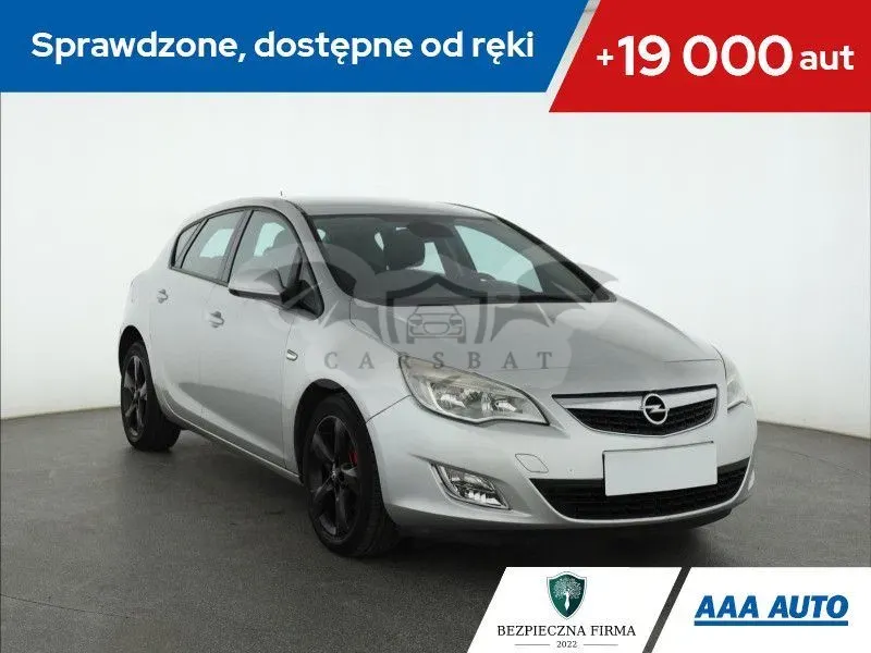 Opel Astra J (2009-2019) 2009