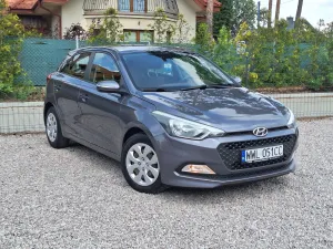 Hyundai i20 II (2014-2020) blue 1.2 Pure 2017