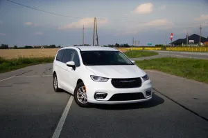Chrysler Pacifica 2023
