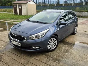 Kia Ceed II (2012-) 1.4 CRDi M 2012