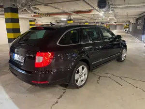 Skoda Superb II (2008-2018) 2.0 TDI Elegance 2010