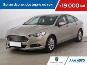 Ford Mondeo Mk5 (2014-) 2015
