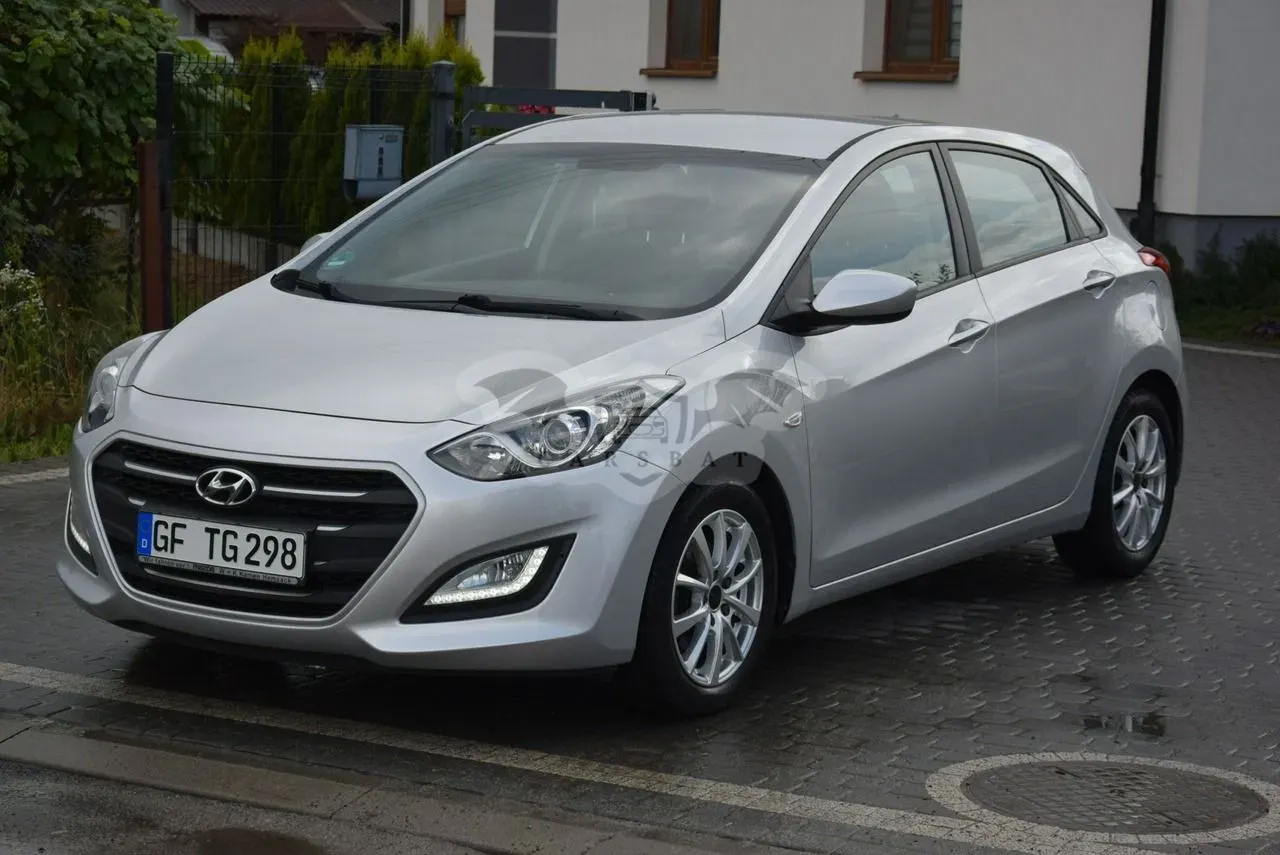Hyundai i30 II (2012-2017) blue 1.6 GDI Trend 2016