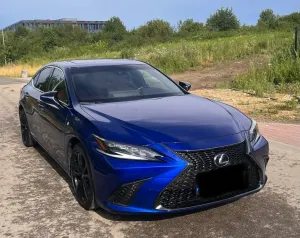 Lexus ES 300h F Sport 2022