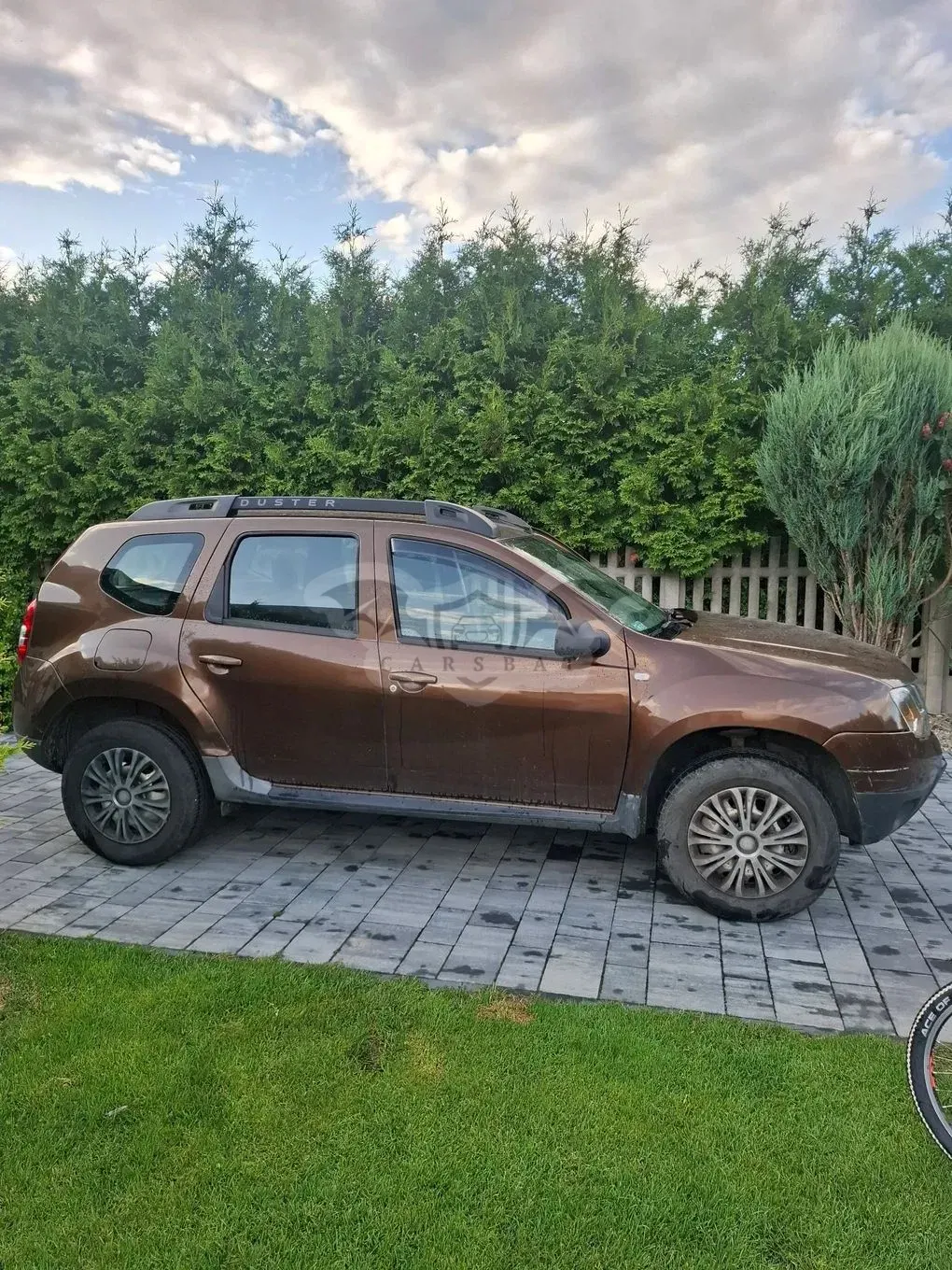 Dacia Duster I (2009-2017) 1.6 16V 4x2 Ambiance 2014
