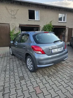 Peugeot 207 1.4 Active 2011