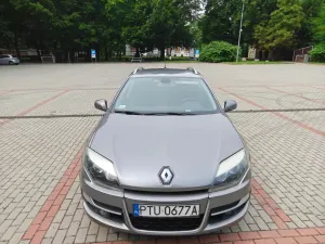 Renault Laguna III (2007-) 2.0 DCi Authentique 2011