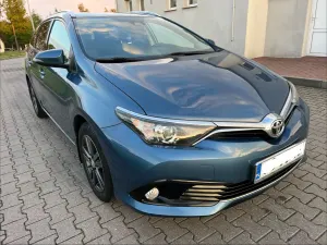 Toyota Auris II (2012-) 2017