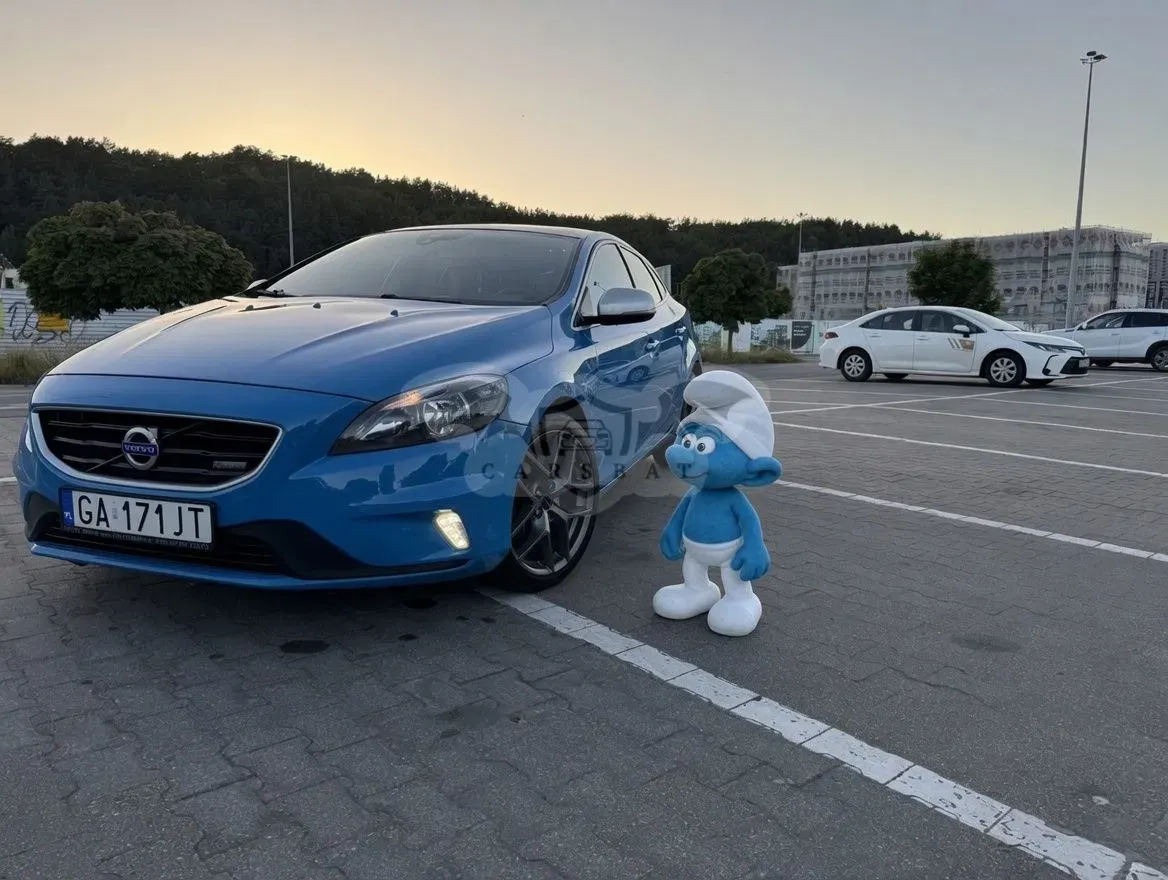 Volvo V40 II (2012-) D4 Drive-E R-Design Momentum 2014