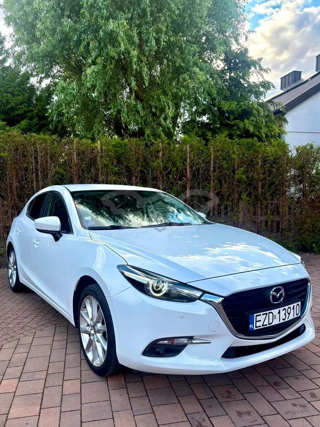Mazda 3 III (2013-) SKYACTIV-G 120 Sports-Line 2017