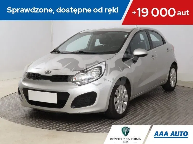 Kia Rio III (2011-) 2011