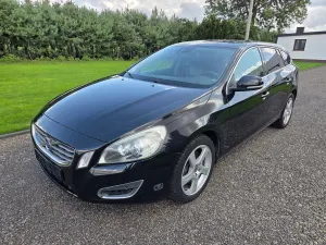 Volvo V60 I (2011-2018) 2011