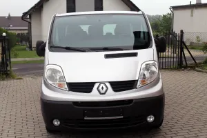 Renault Trafic II (2001-2014) Passenger L2H1 Expression 2009