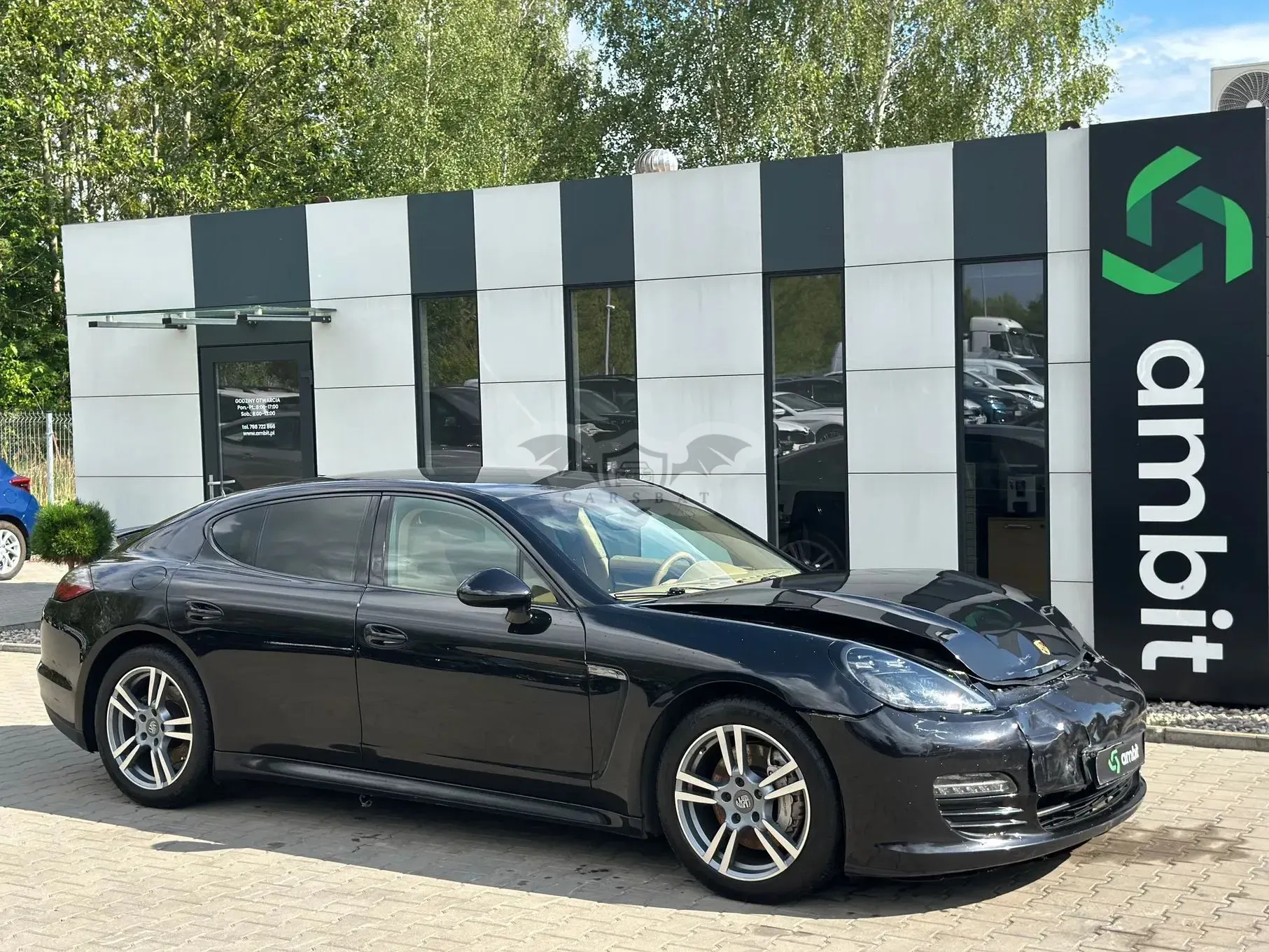 Porsche Panamera 4S 2011