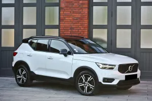 Volvo XC40 D4 AWD Geartronic R-Design 2018