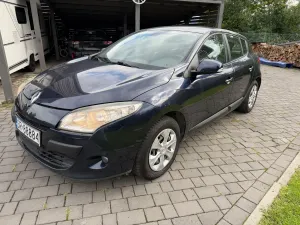 Renault Megane III (2008-2016) 1.6 16V Expression 2010