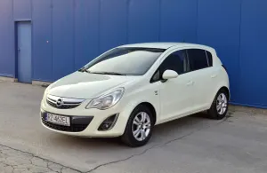 Opel Corsa D (2006-2014) 1.4 16V Satellite 2011