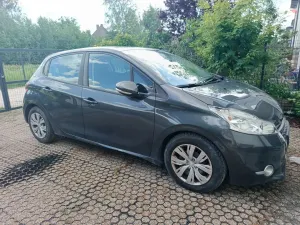 Peugeot 208 I (2012-2019) 2012