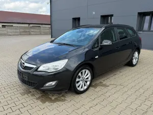 Opel Astra J (2009-2019) 1.4 T Sport 2012
