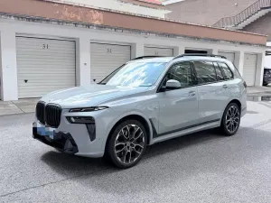BMW X7 G07 (2019-) xDrive40i mHEV M Sport Edition sport 2023