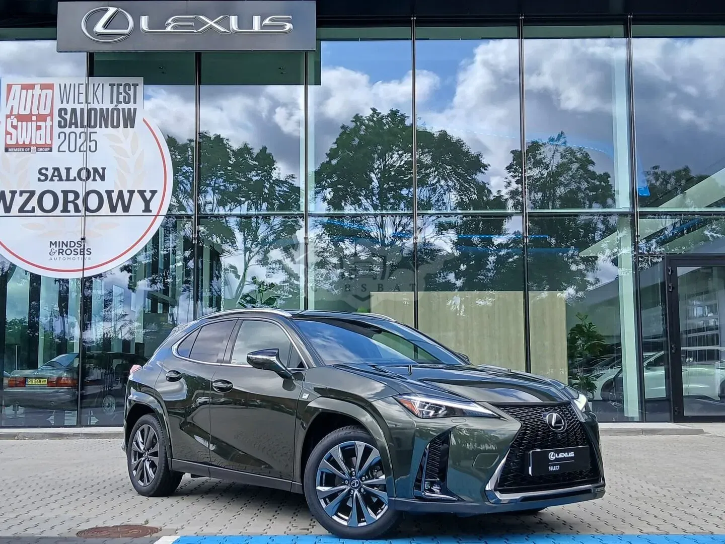 Lexus UX 300h F Sport AWD 2025