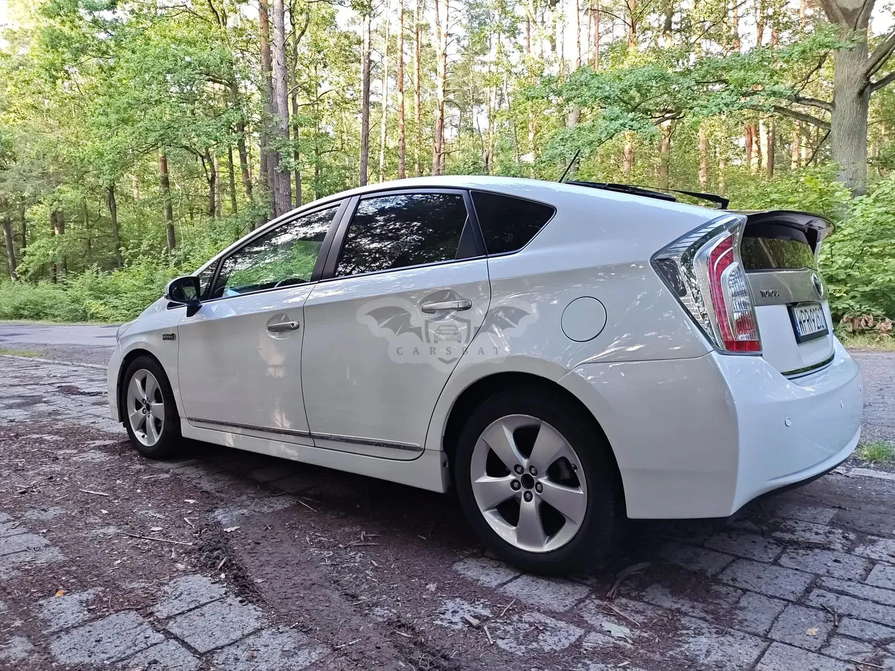 Toyota Prius III (2009-2015) 1.8 HSD Sol 2013