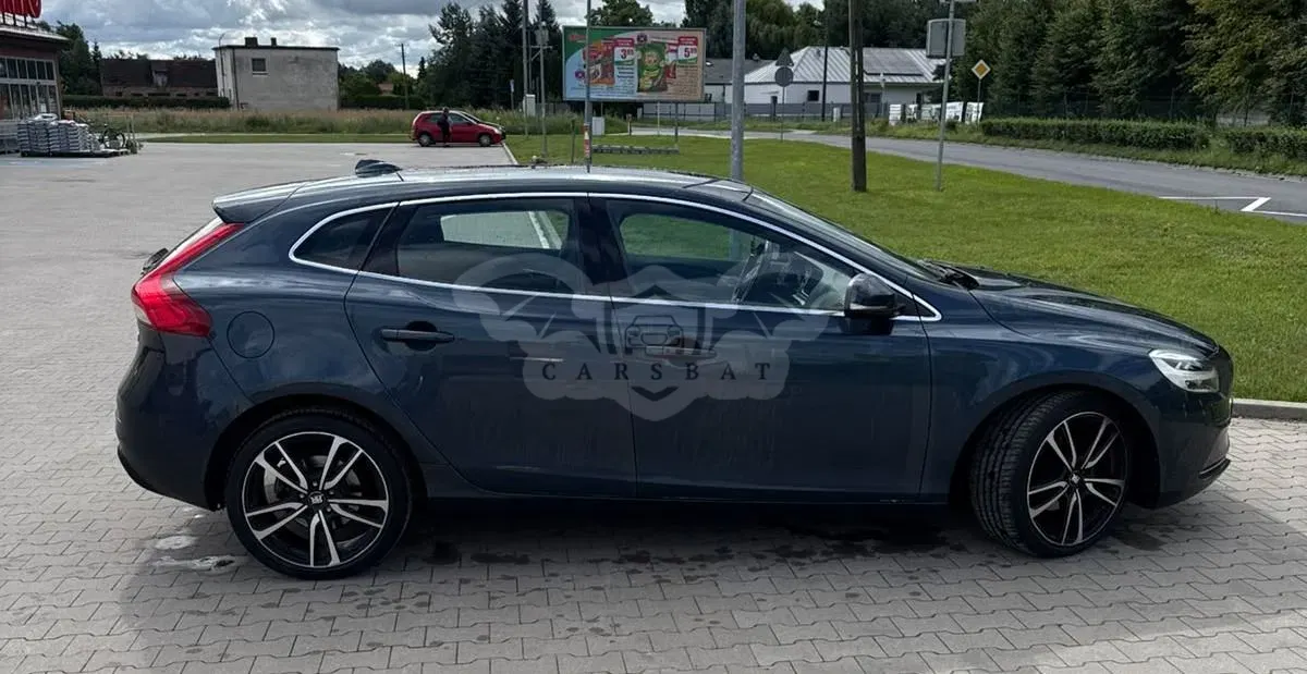 Volvo V40 II (2012-) D2 Drive-E Inscription 2017