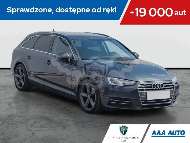 Audi A4 B9 (2015-) 2016