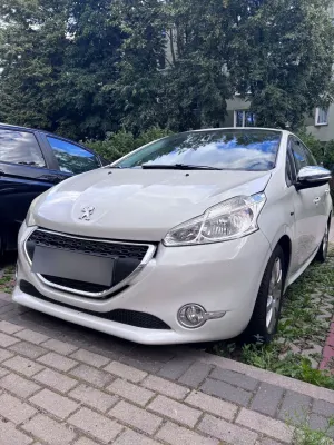 Peugeot 208 I (2012-2019) 1.2 PureTech Style 2014